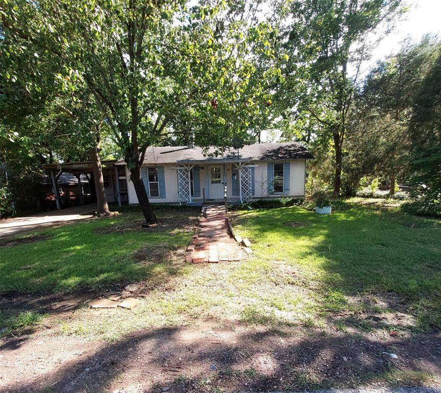 1805 Cherokee Trace, Tool, TX 75143