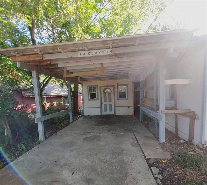 1805 Cherokee Trace, Tool, TX 75143