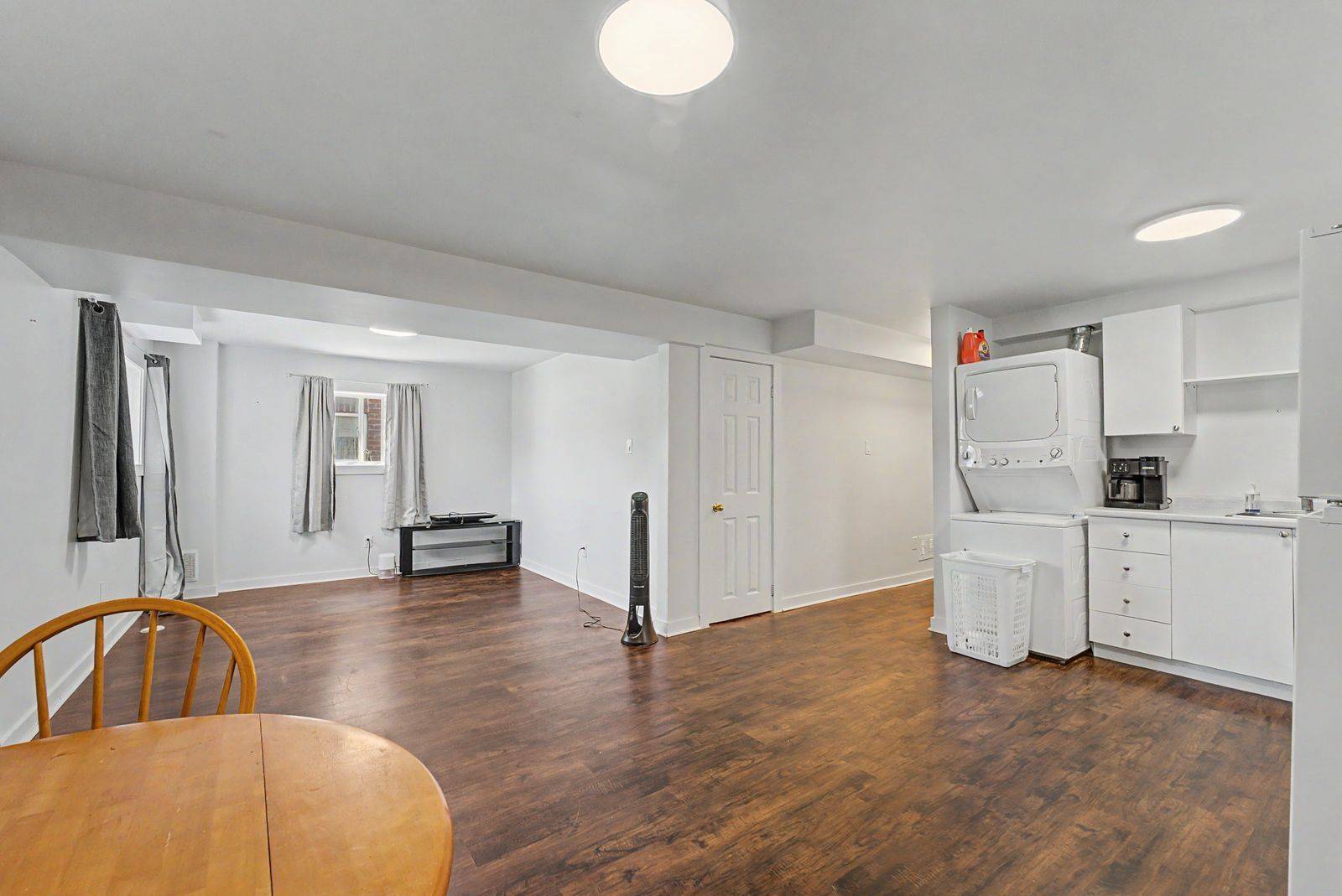 48 Cassandra DR #Lower, Barrie, ON L4M 6Z3