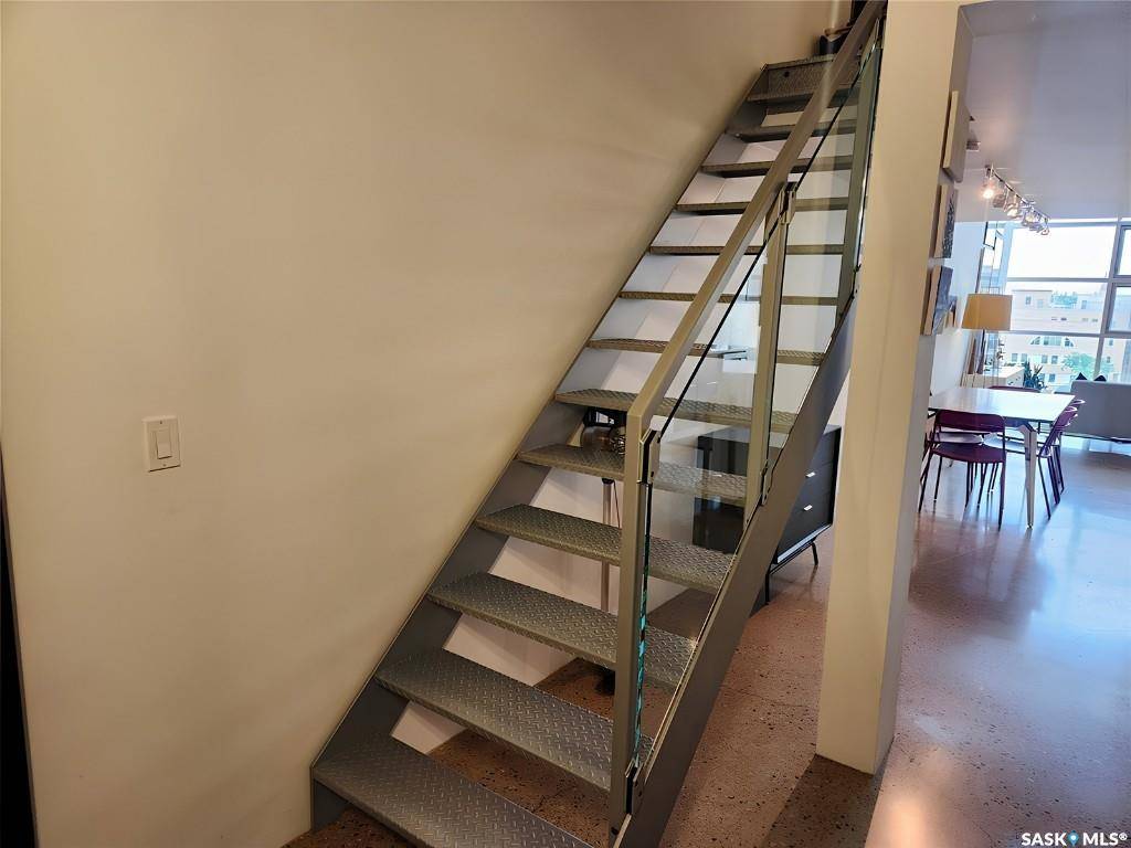 120 23rd STREET E #420, Saskatoon, SK S7K 0K8