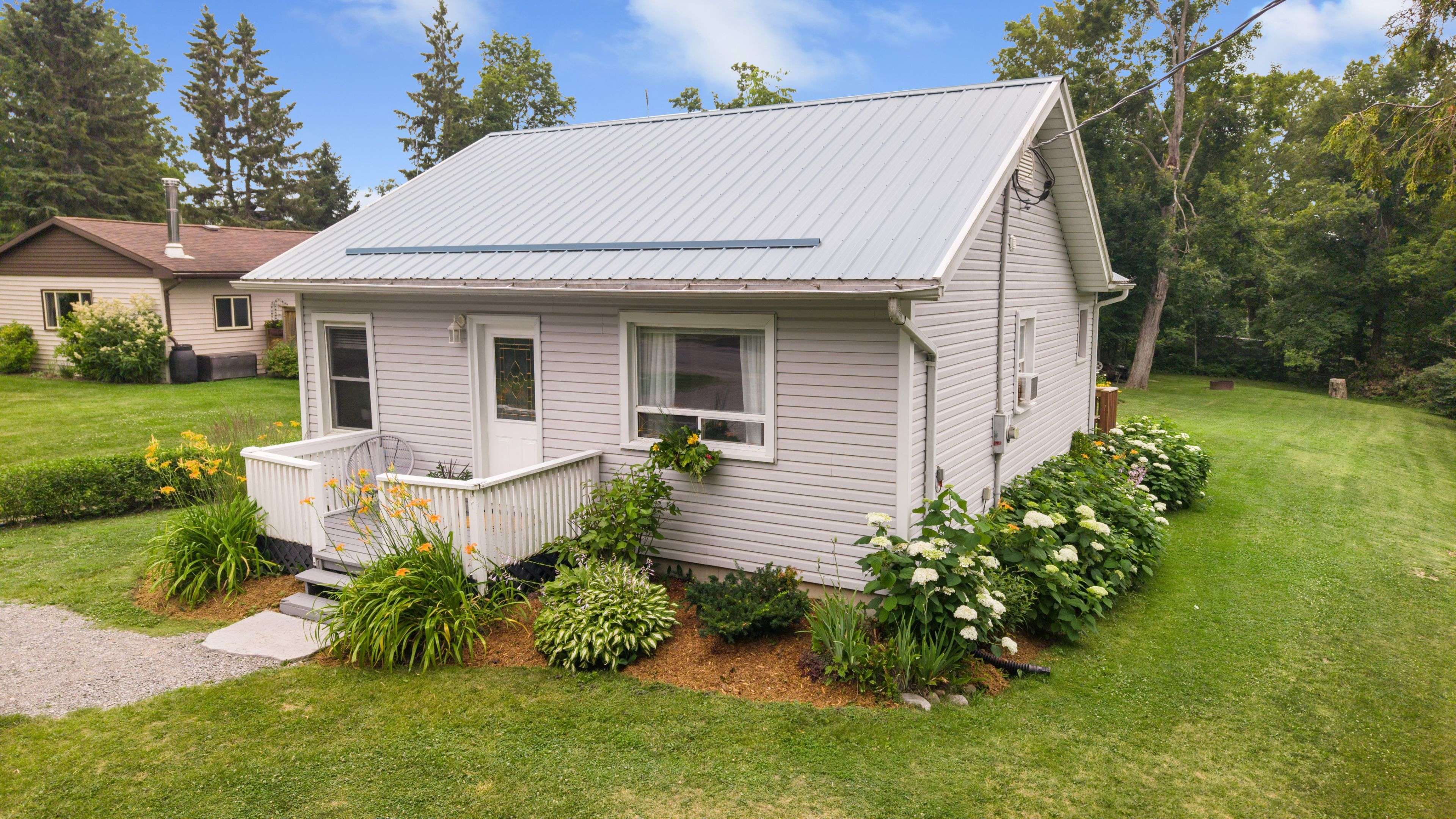 2258 Preston RD, Cavan Monaghan, ON K9J 6X4