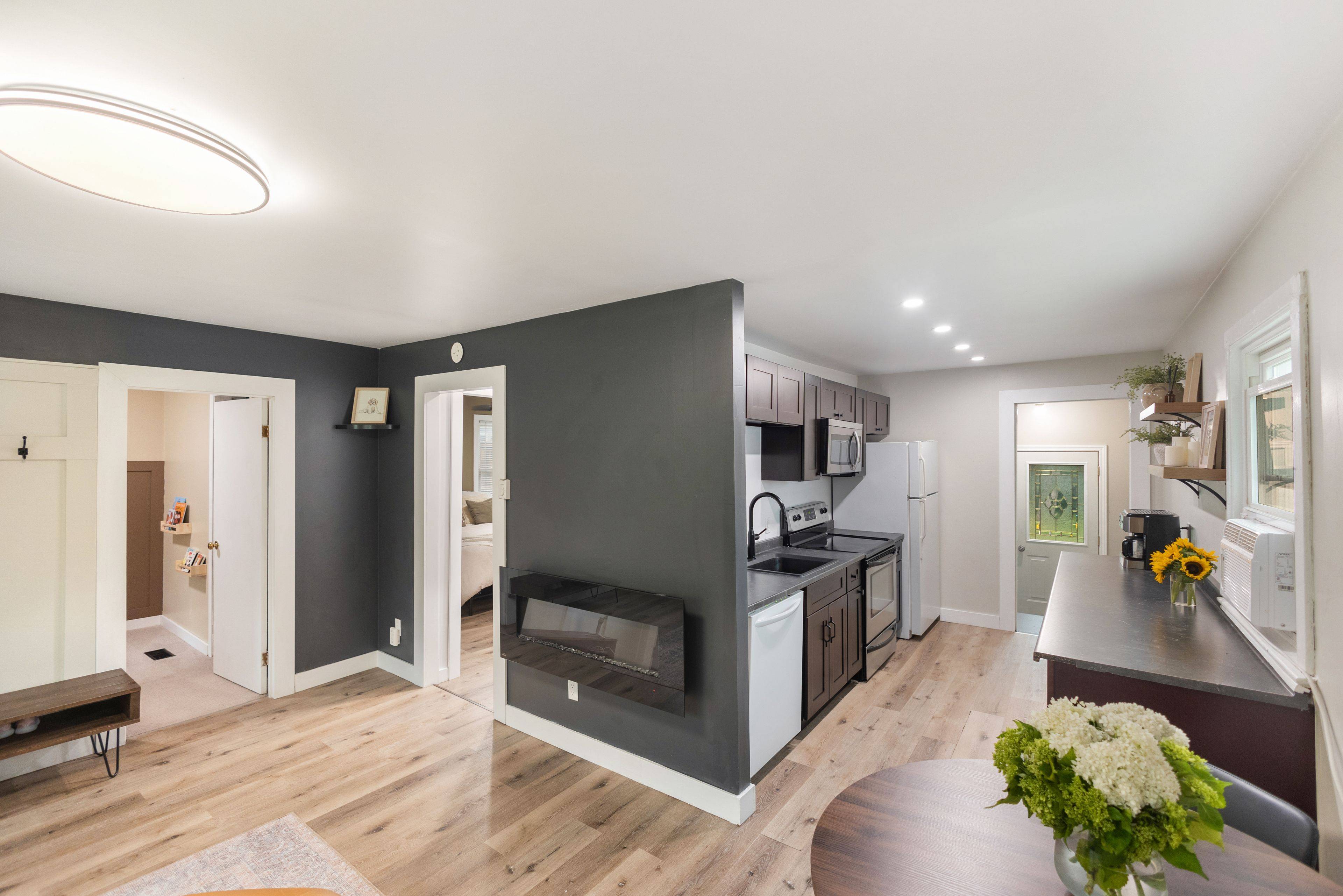 2258 Preston RD, Cavan Monaghan, ON K9J 6X4