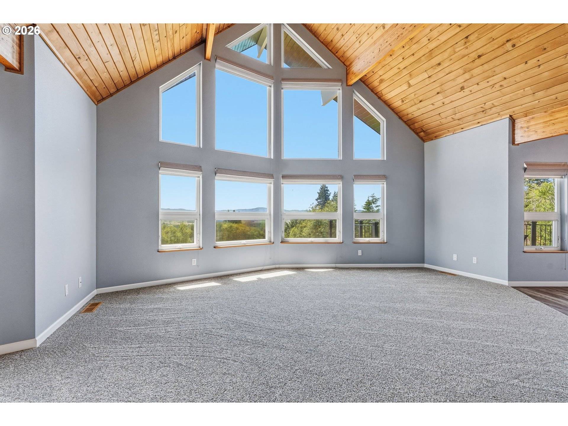 262 BUNKER HILL RD, Longview, WA 98632