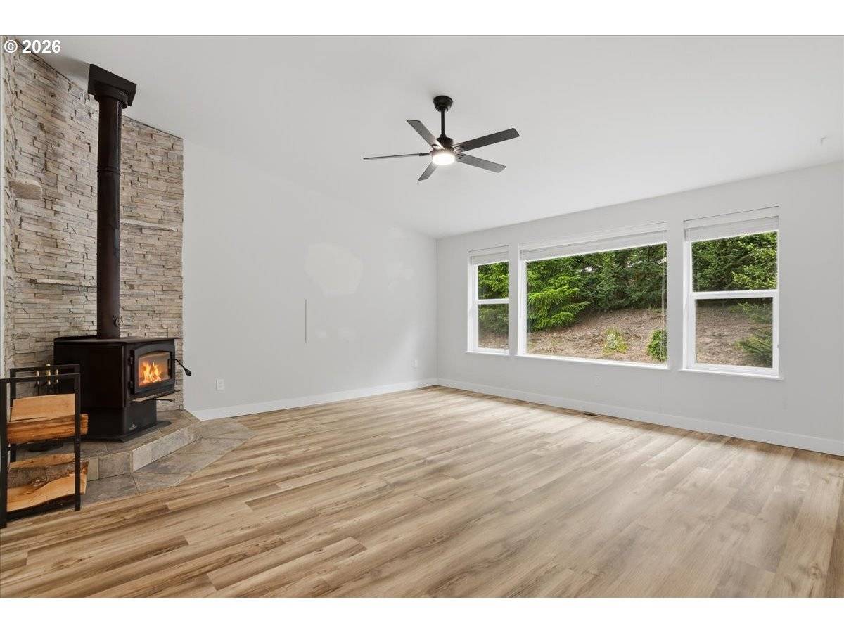 108 POWDER HILL DR, Kalama, WA 98625
