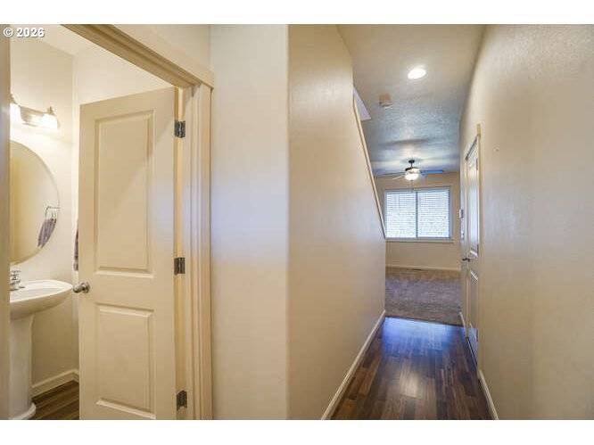 4013 N PIONEER CANYON DR, Ridgefield, WA 98642