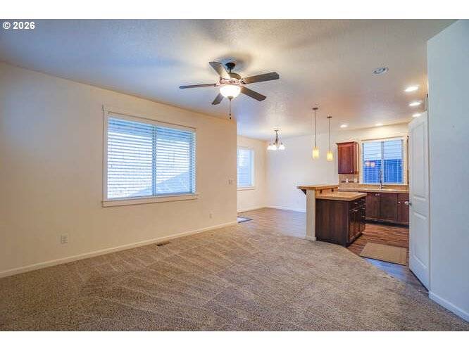 4013 N PIONEER CANYON DR, Ridgefield, WA 98642