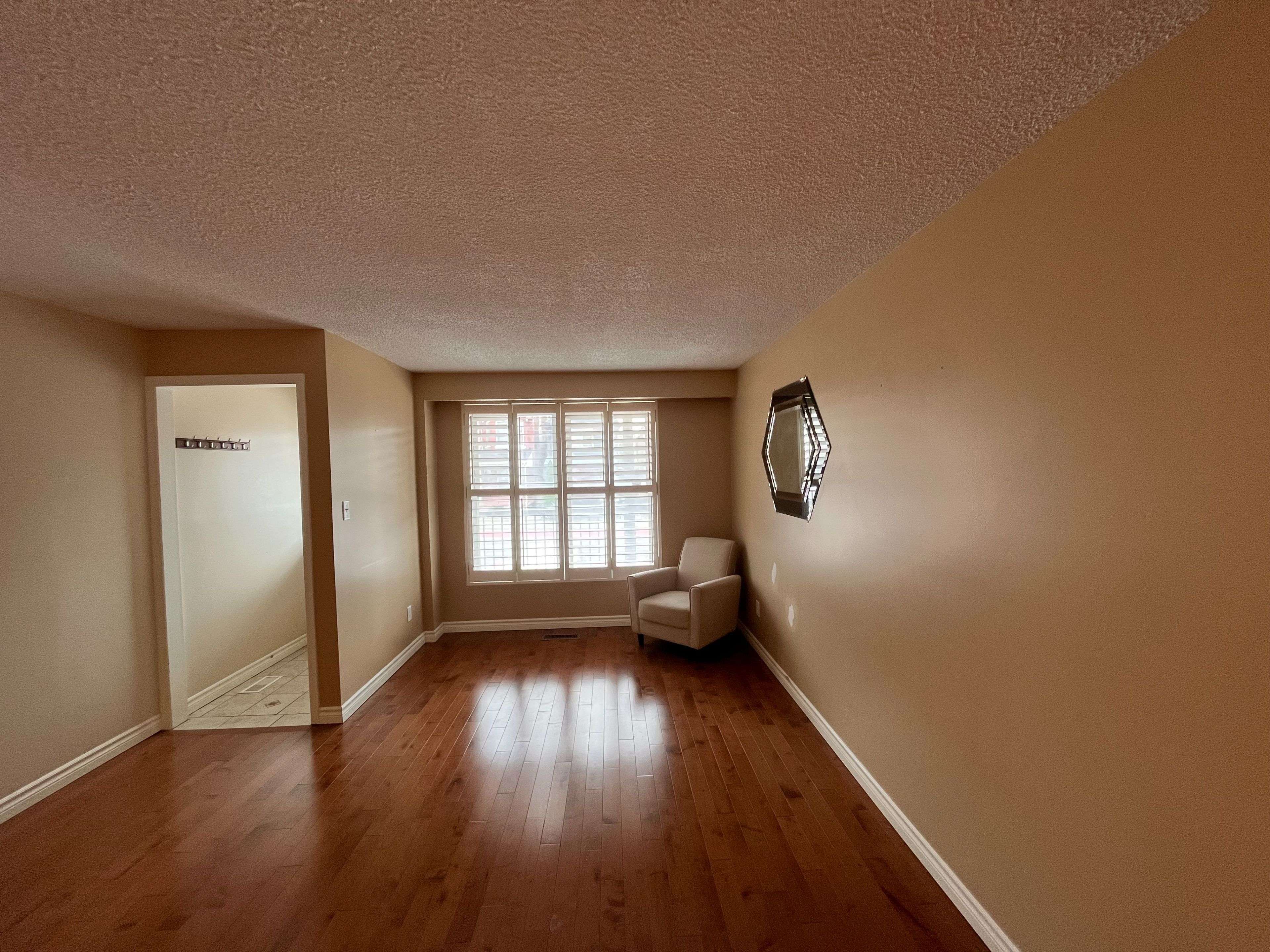 568 Dufferin ST, Toronto C01, ON M6K 2A9