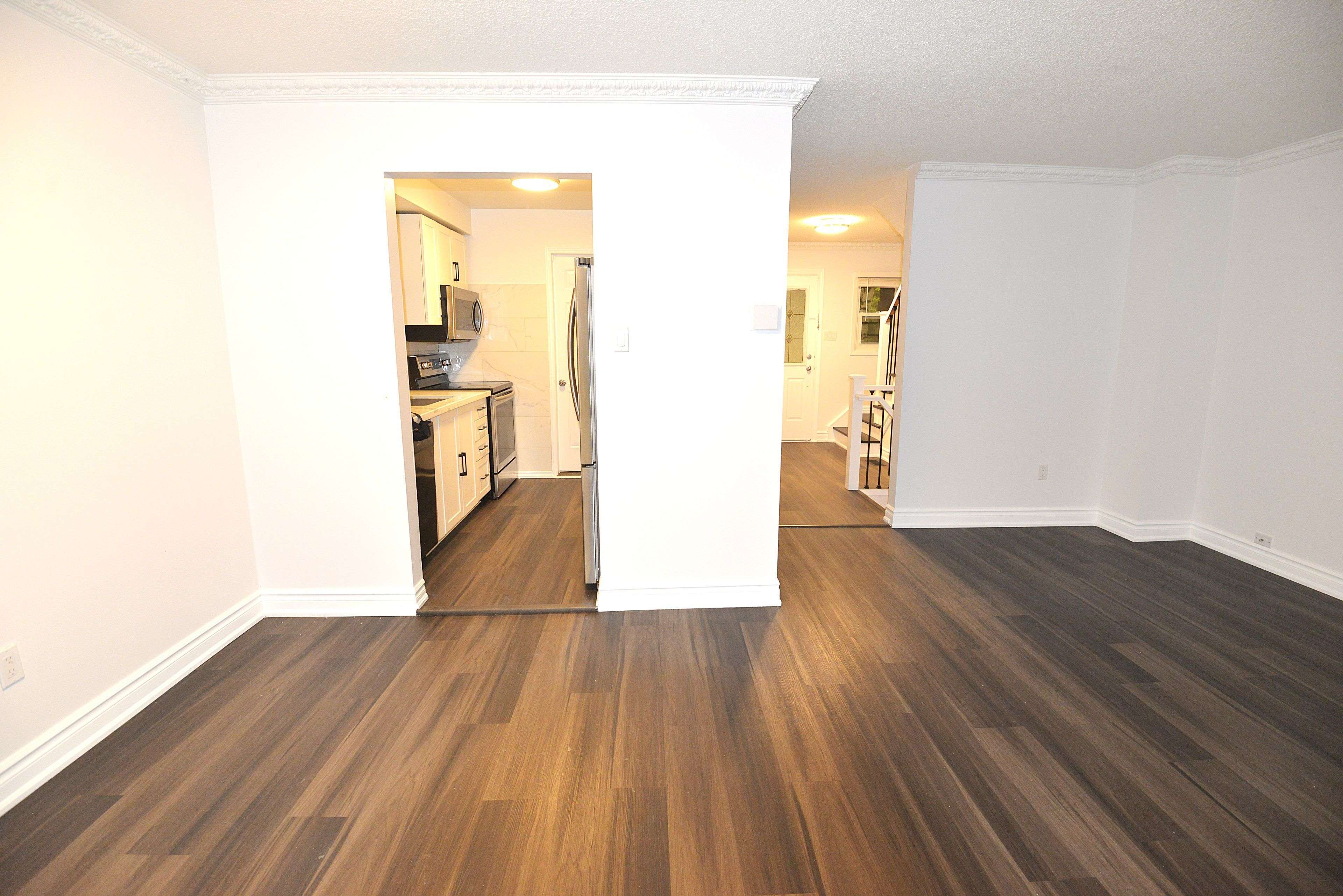 87 Radford DR, Ajax, ON L1T 2E2