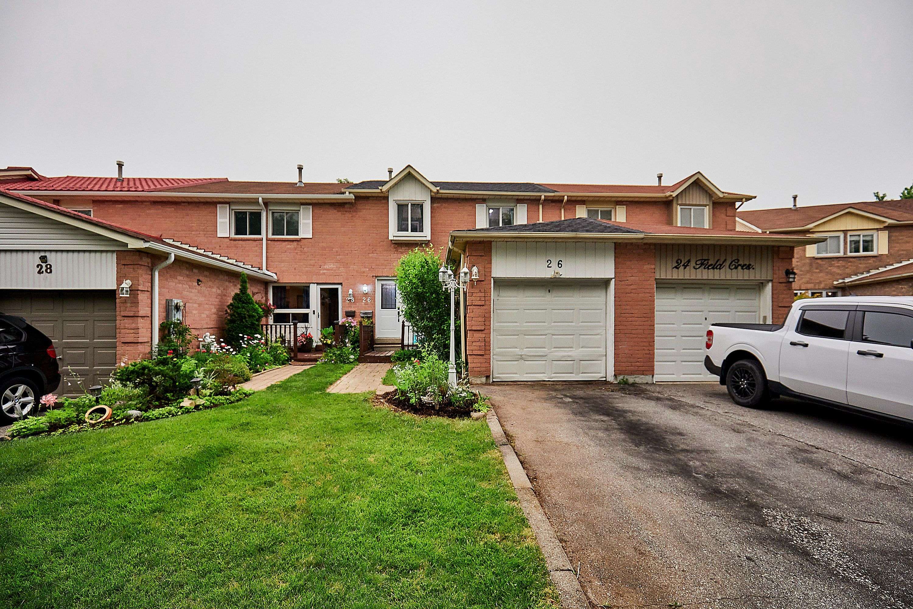 26 Field CRES, Ajax, ON L1Z 1A8