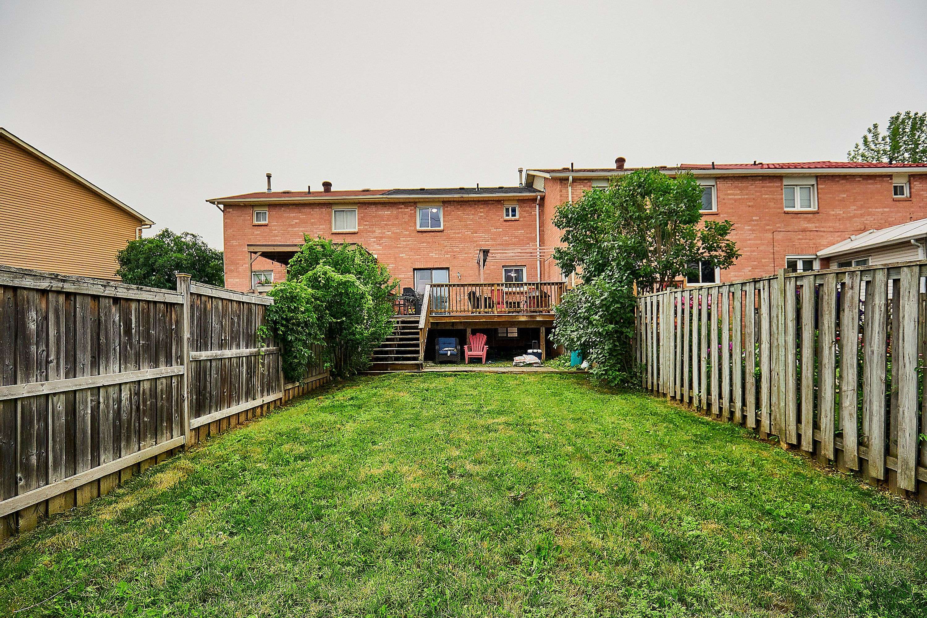 26 Field CRES, Ajax, ON L1Z 1A8