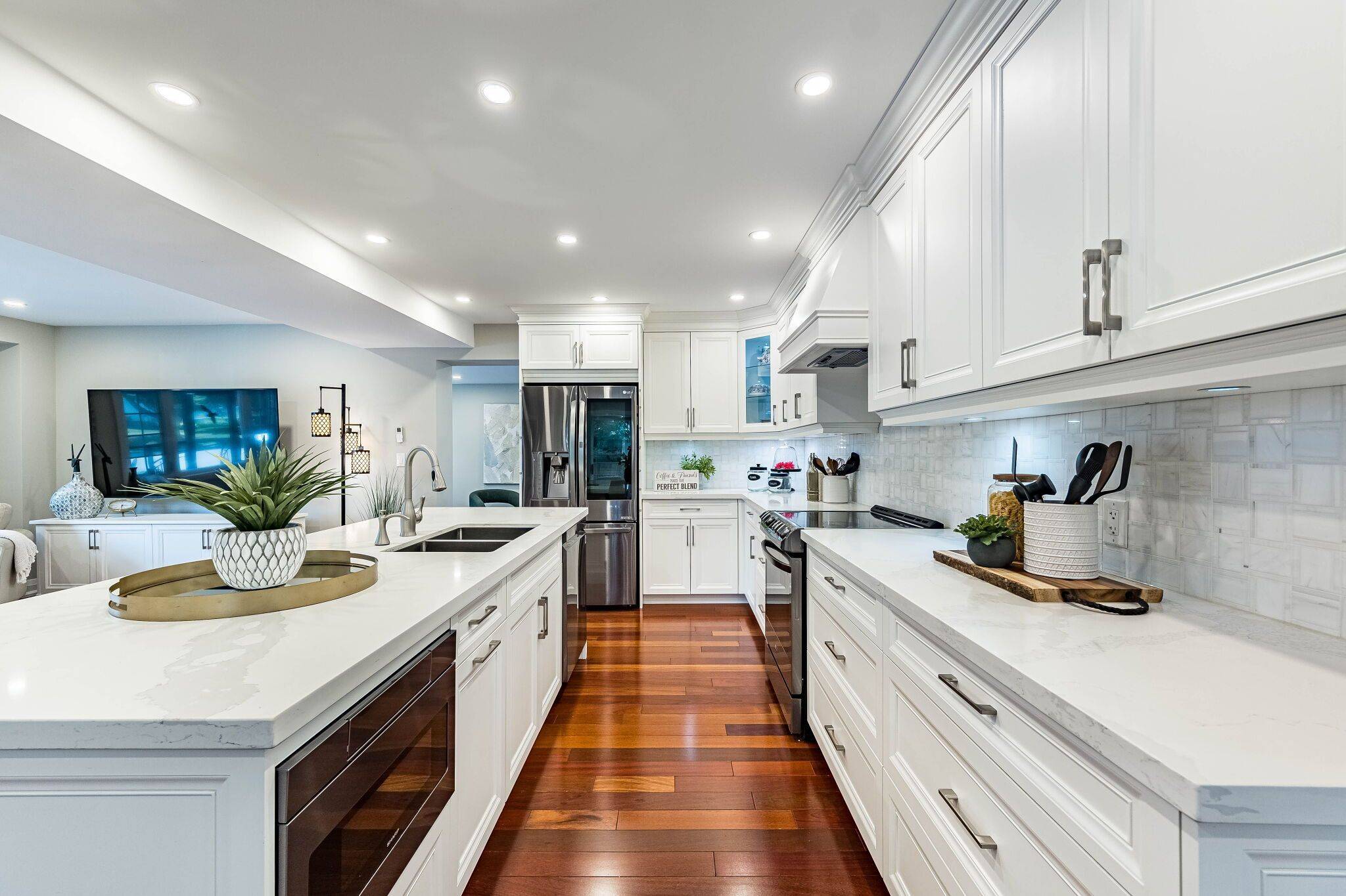 4 Fern ST, Brampton, ON L6Y 1X2