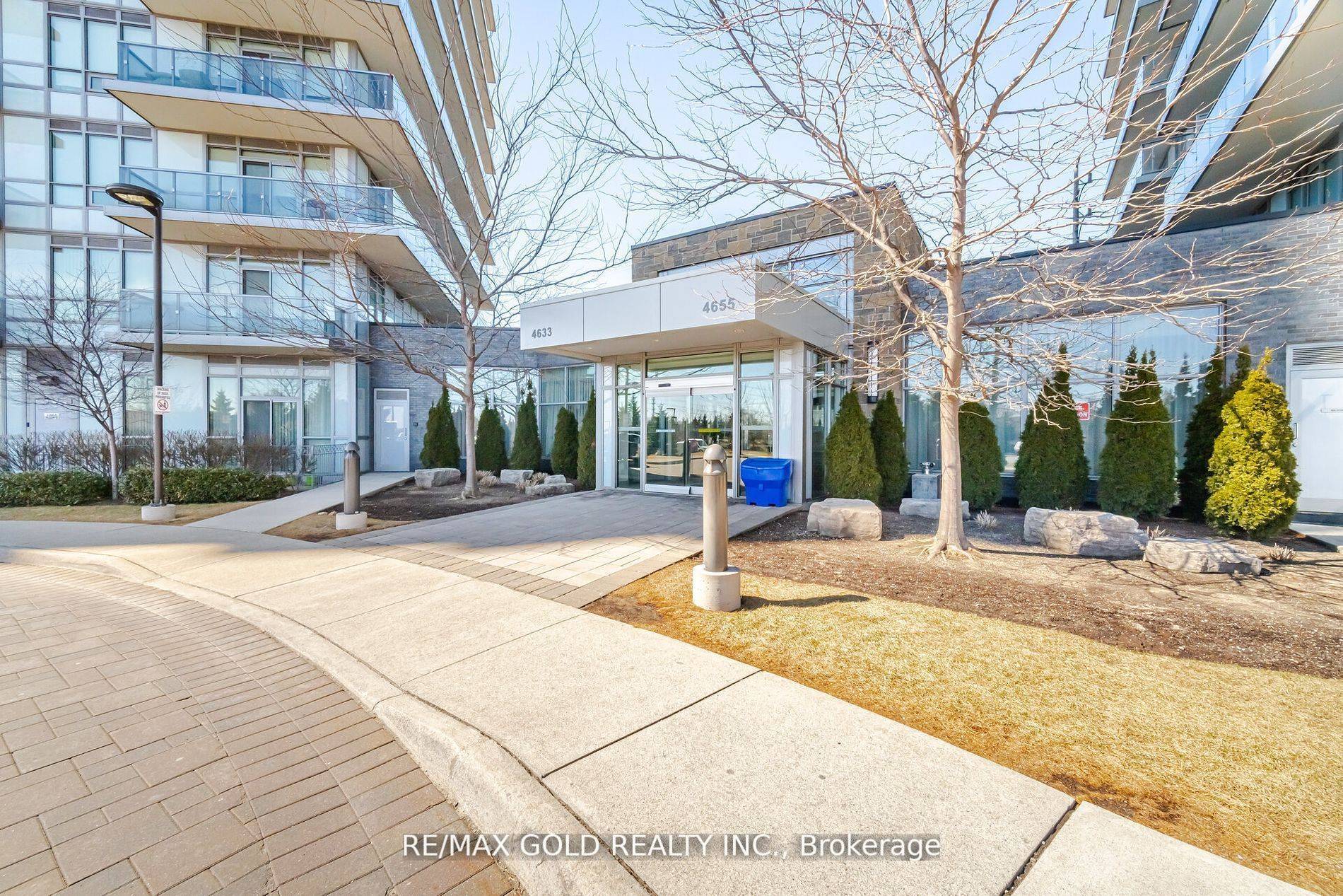 4633 Glen Erin DR #607, Mississauga, ON L5M 0Y6