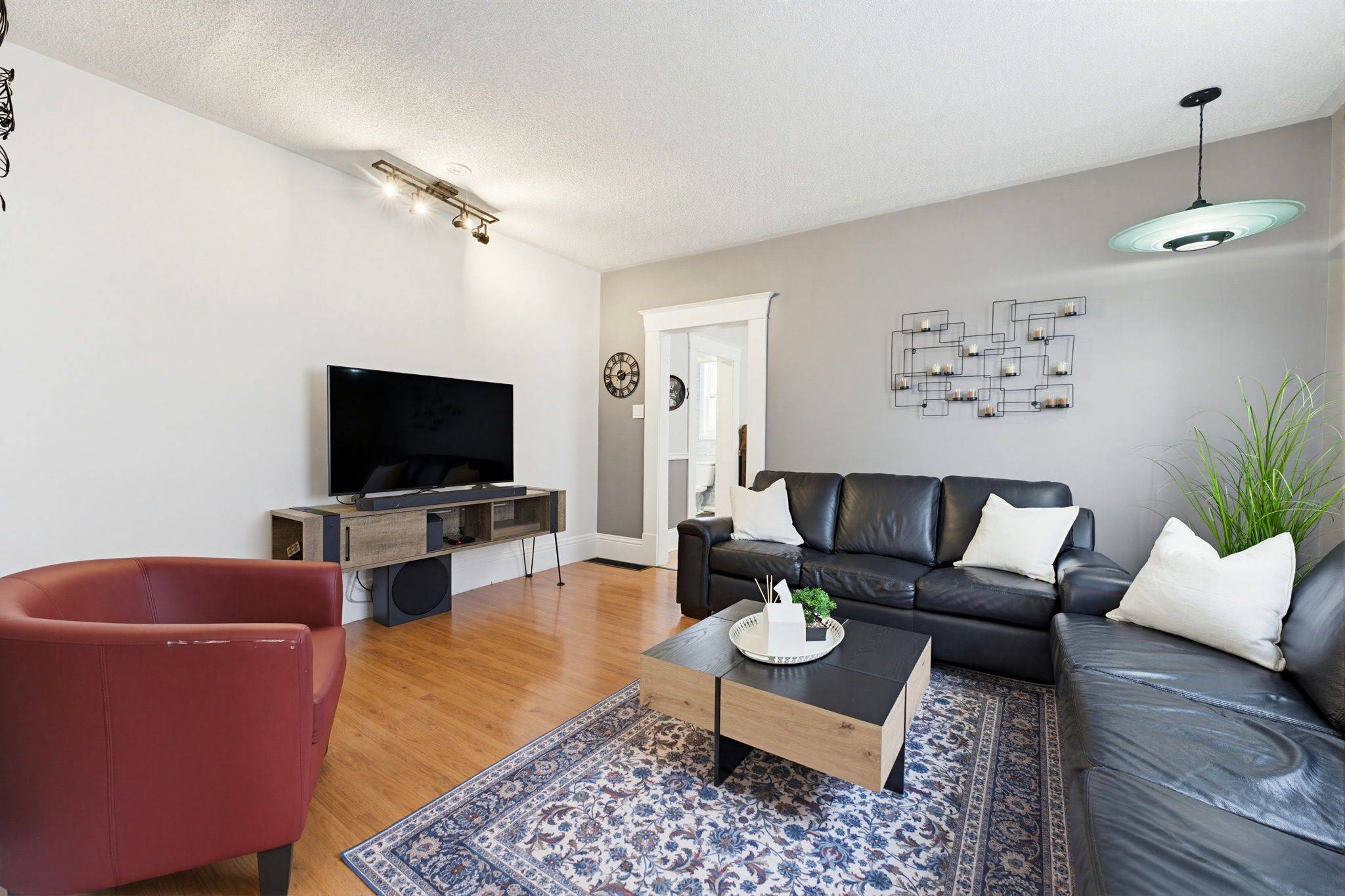 28 Norwich ST, Brantford, ON N3T 2B9