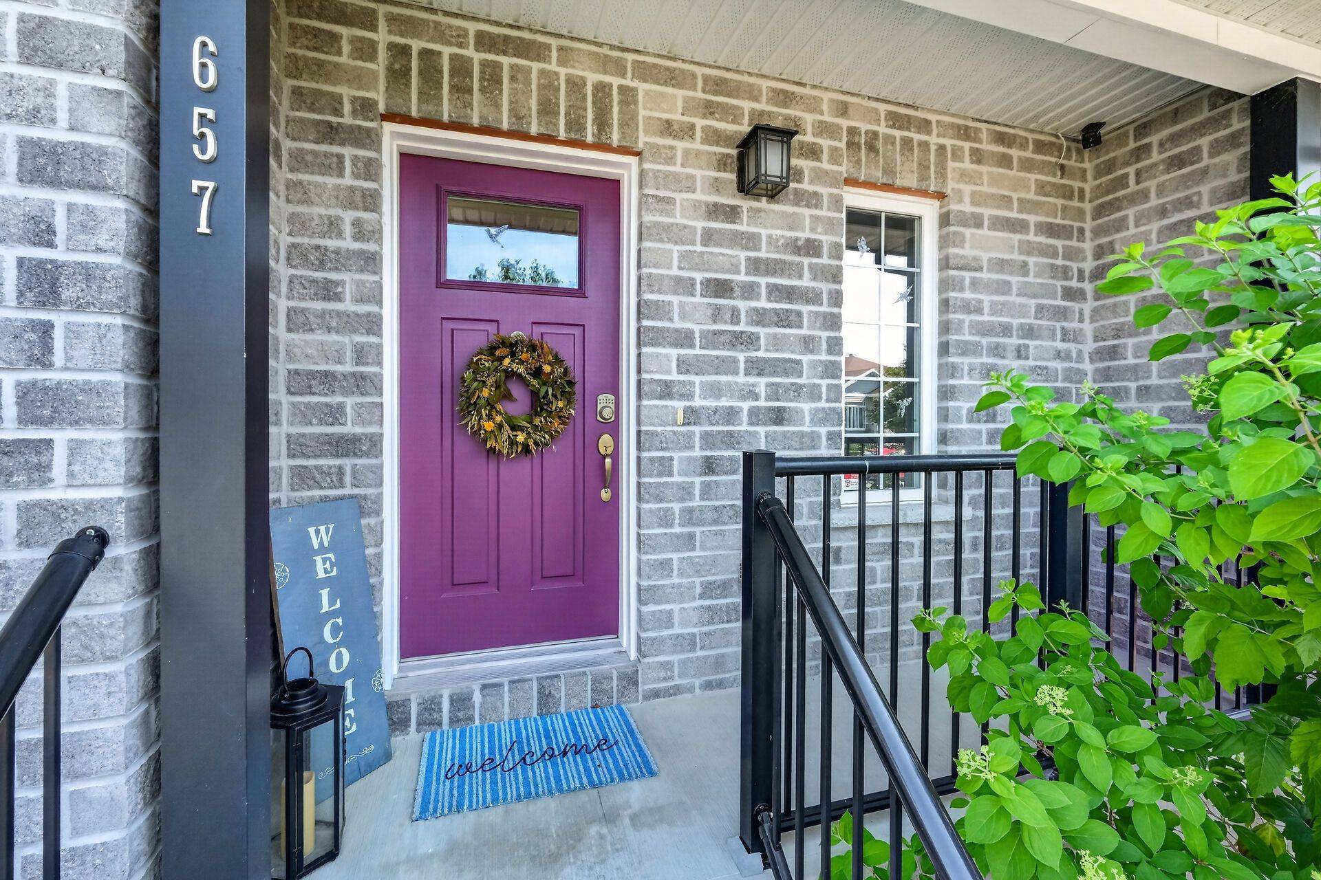 657 Meadowridge CIR, Carp - Huntley Ward, ON K0A 1L0