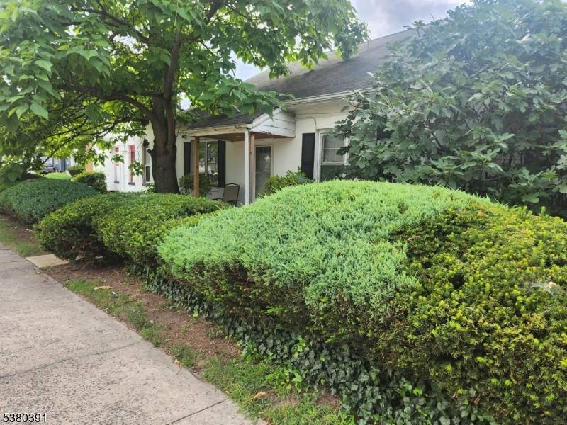 219 Garfield Ave, Plainfield City, NJ 07062
