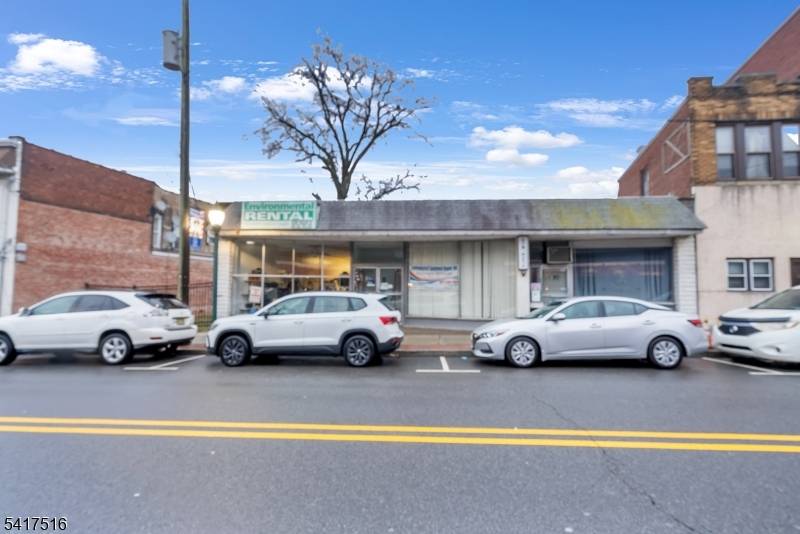 236 Stuyvesant Ave, Lyndhurst Twp., NJ 07071