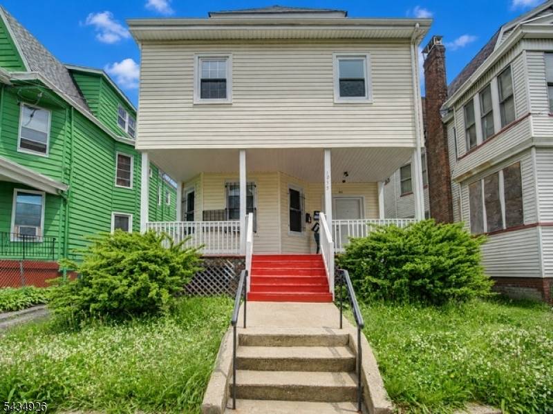 1035 Hunterdon St, Newark City, NJ 07112