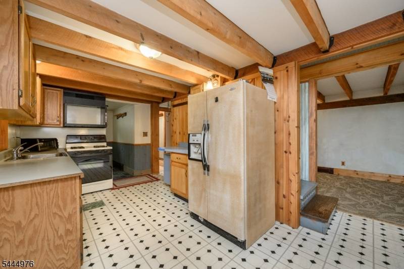 1097 State Route 173, Bethlehem Twp., NJ 08802