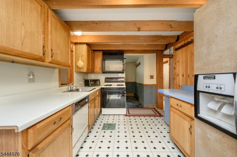 1097 State Route 173, Bethlehem Twp., NJ 08802