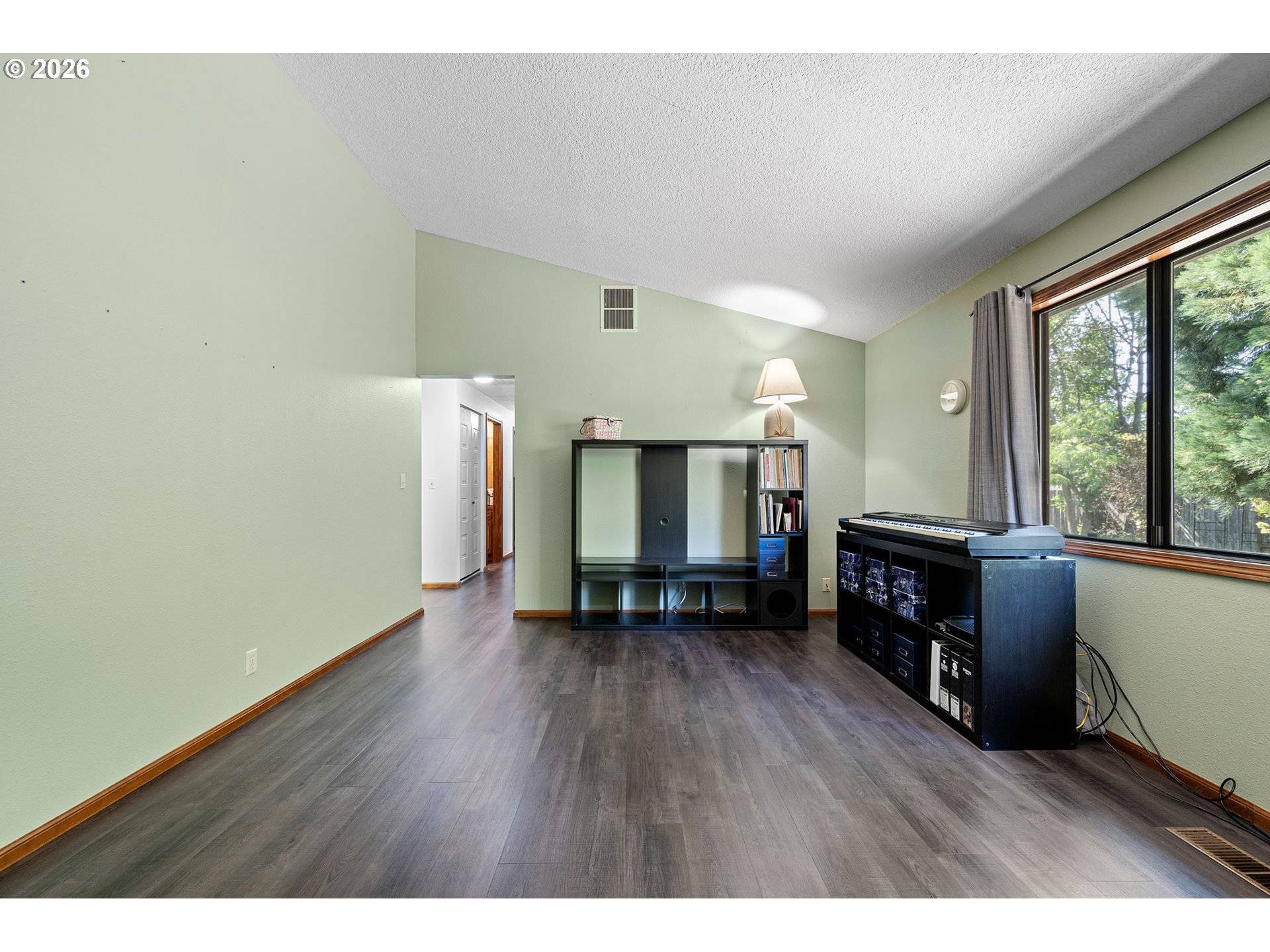 25181 CHENEY DR, Veneta, OR 97487