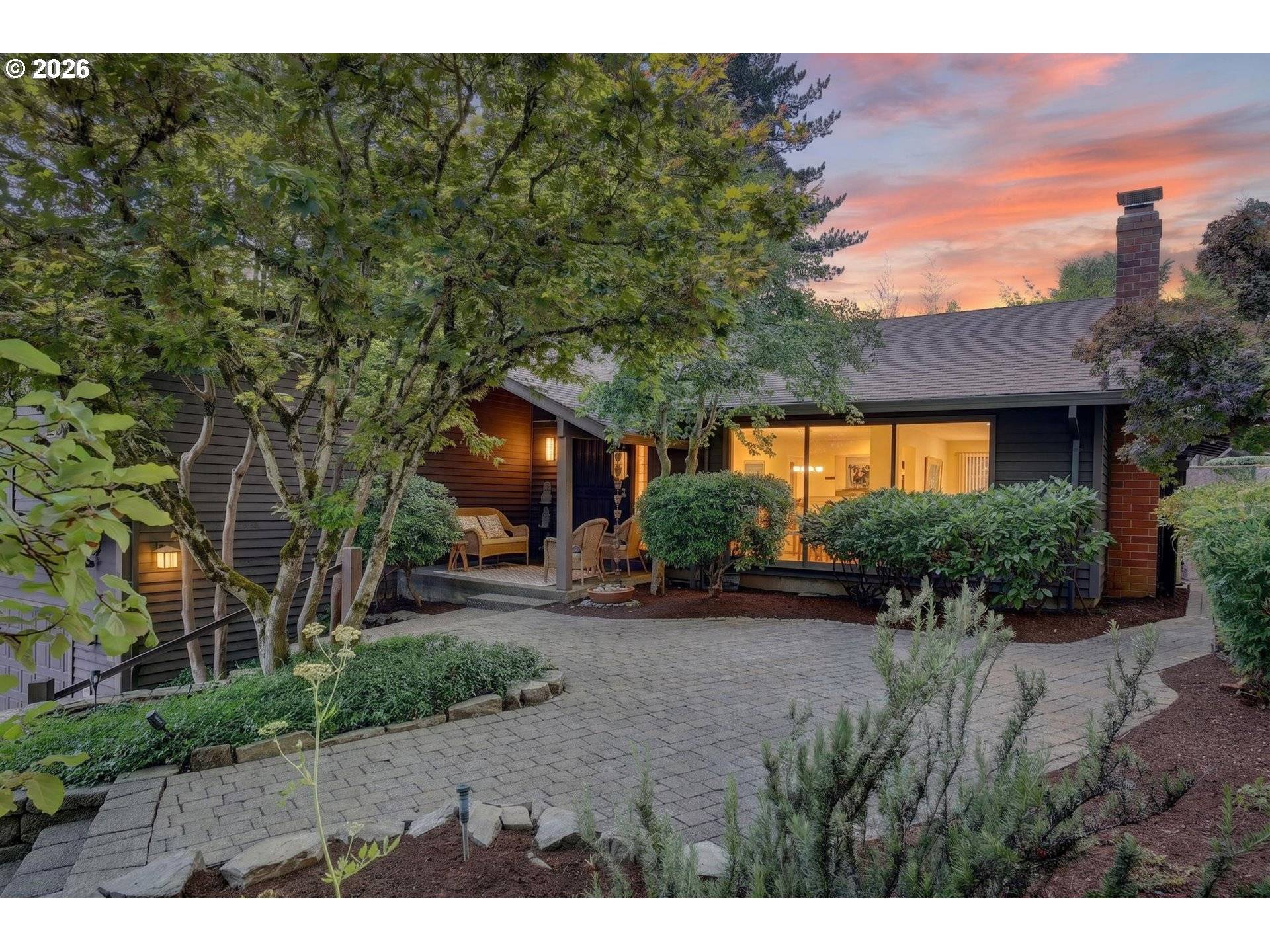 3165 SW RALEIGHVIEW DR, Portland, OR 97225