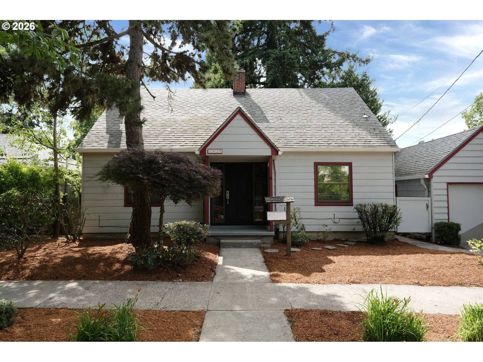 7925 SW 11TH AVE, Portland, OR 97219