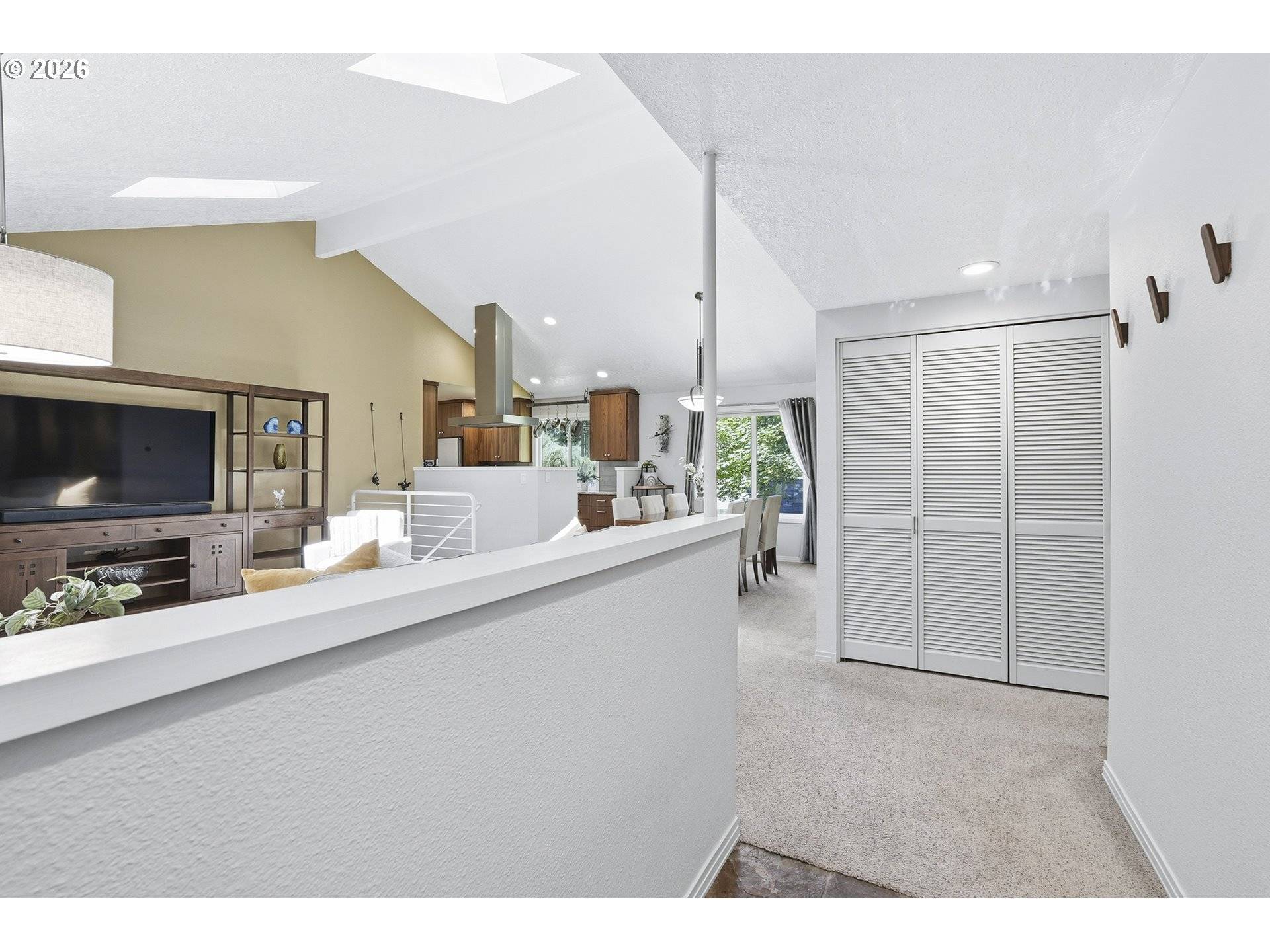 9824 SW Quail Post RD, Portland, OR 97219