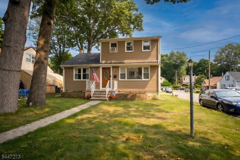 1 Oak Ln, Ringwood Boro, NJ 07456