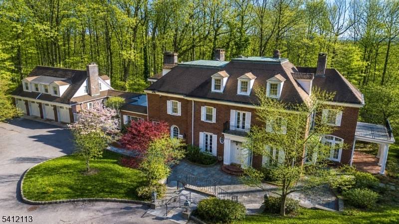 5 Rocky Way, West Orange Twp., NJ 07052