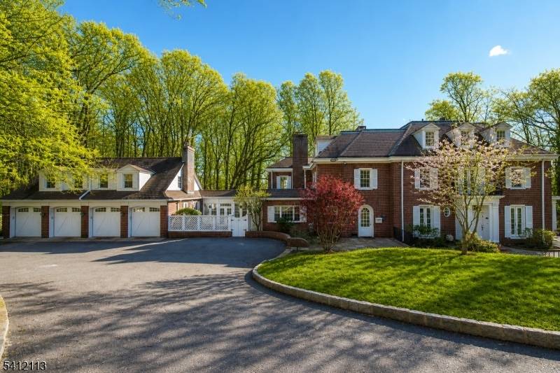 5 Rocky Way, West Orange Twp., NJ 07052