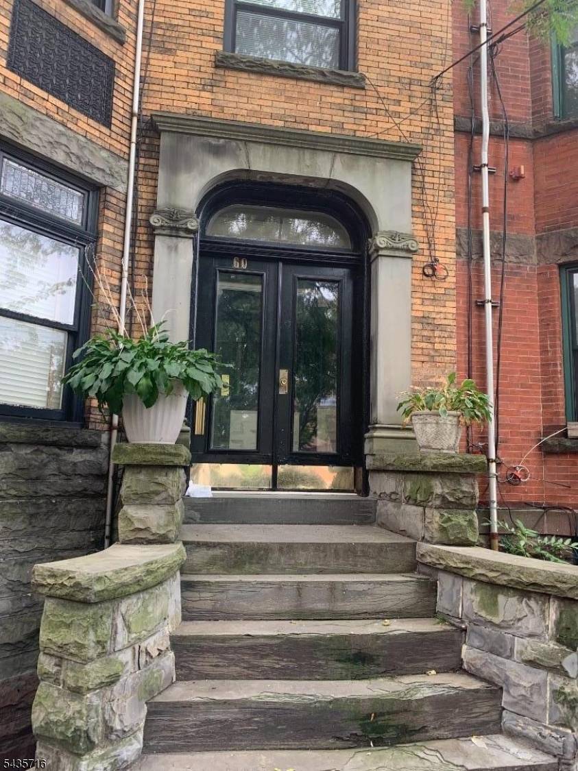 60 James St #1, Newark City, NJ 07102
