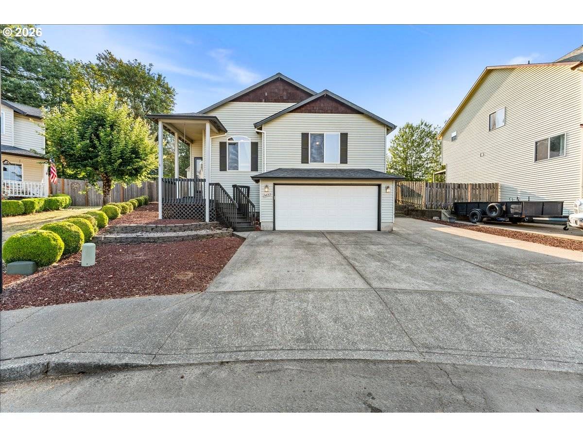 15653 JADE GLEN AVE, Sandy, OR 97055