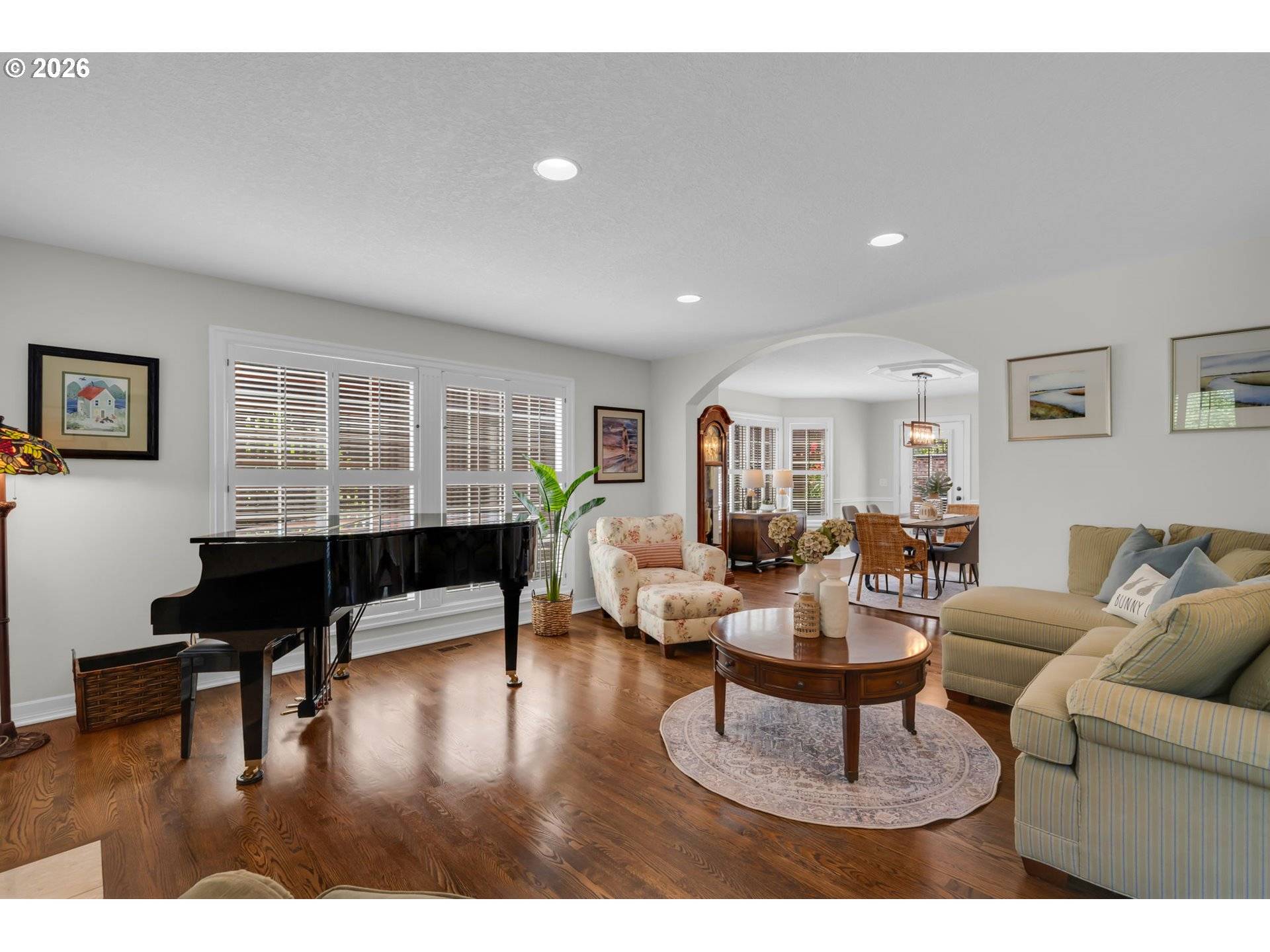5676 SOUTHWOOD DR, Lake Oswego, OR 97035