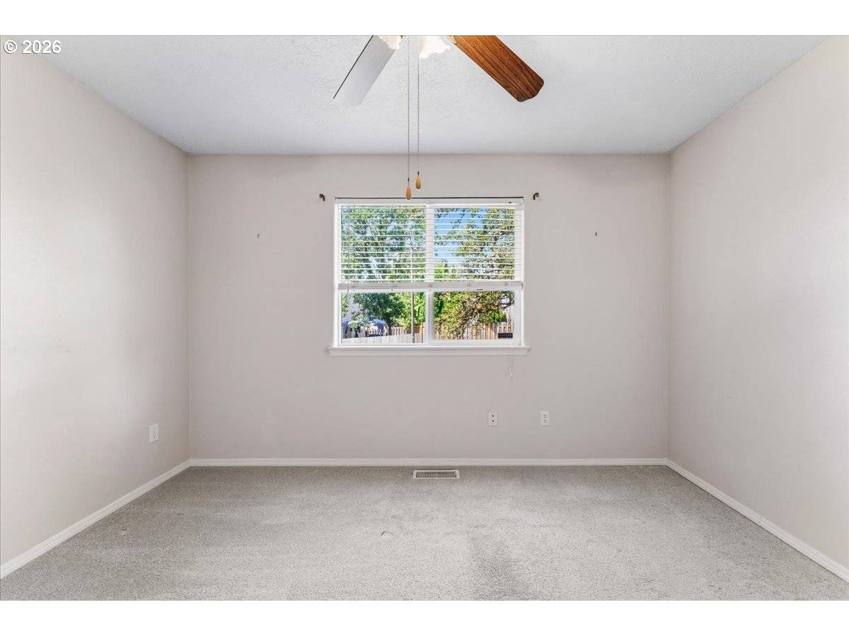 38926 HASKINS ST, Sandy, OR 97055