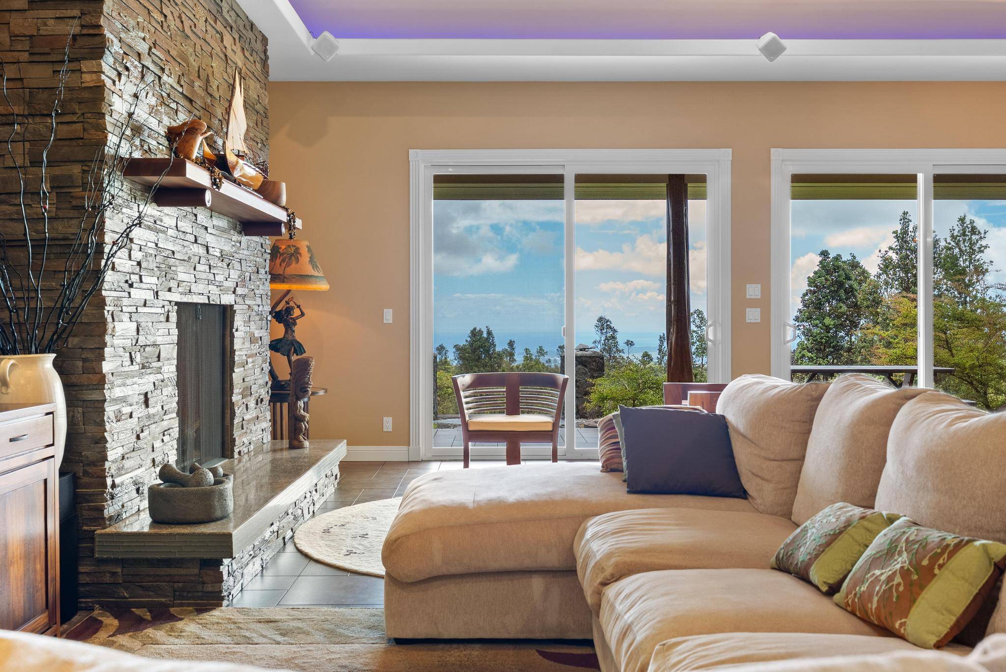 3331 KAUMANA DRIVE, Hilo, HI 96720