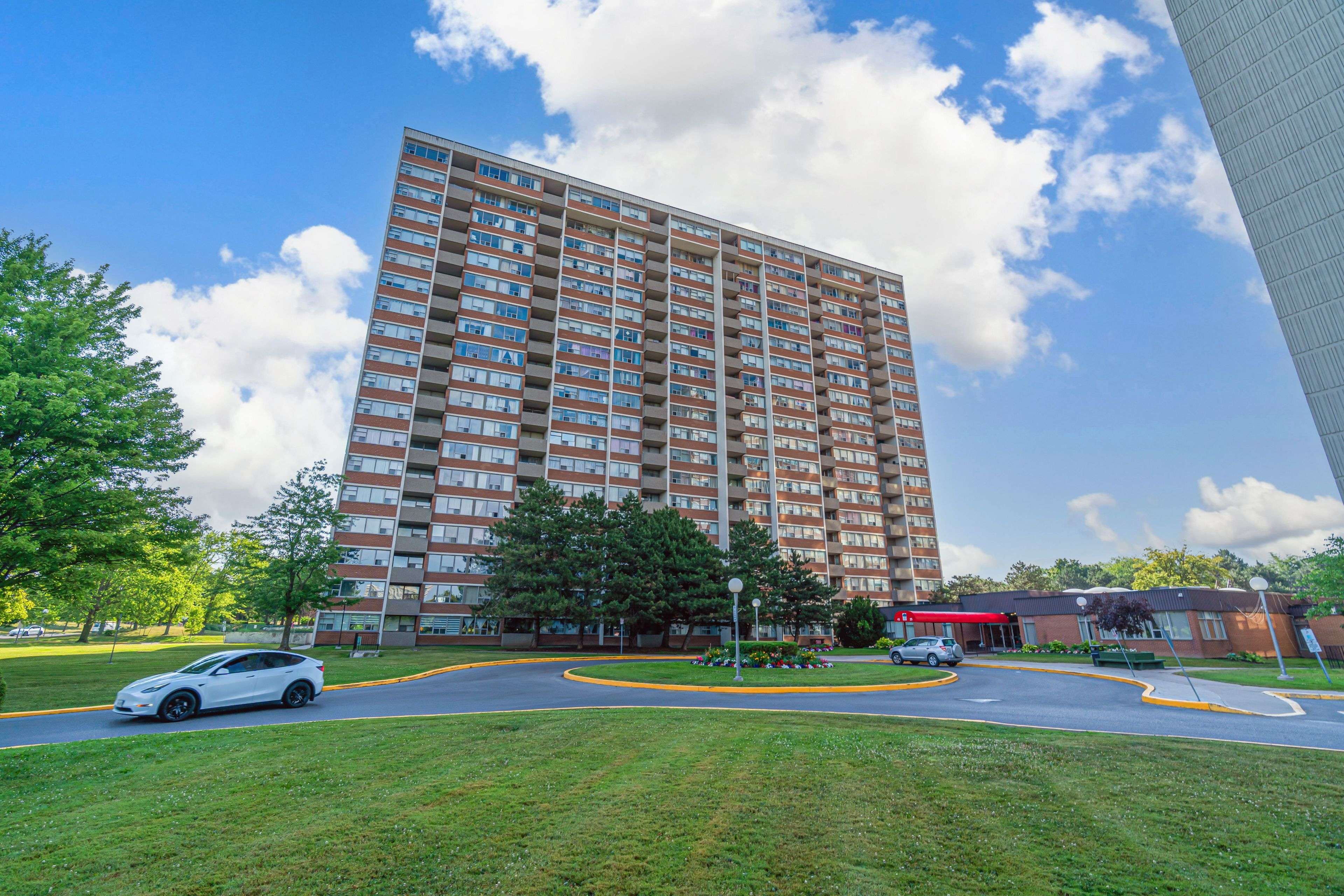 45 Silver Springs BLVD #209, Toronto E05, ON M1V 1R2