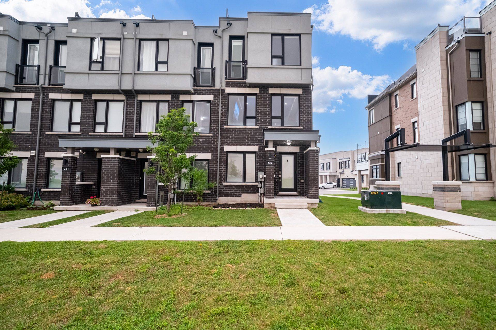 739 Port Darlington RD, Clarington, ON L1C 7G4