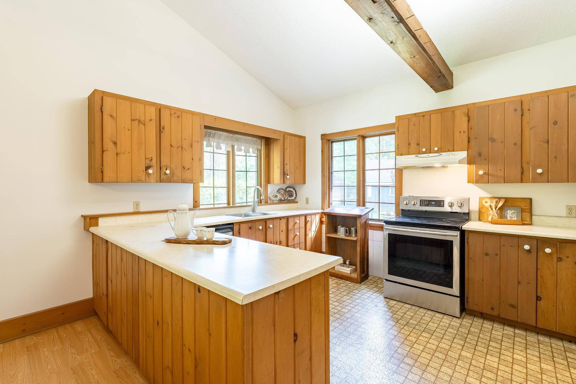 741 Ingram RD, Oro-medonte, ON L0K 1E0