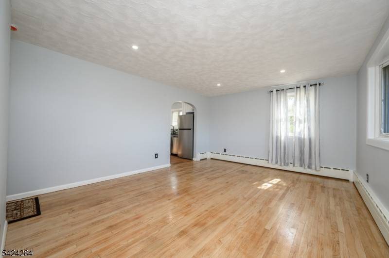 166 Mount Joy Rd, Holland Twp., NJ 08848