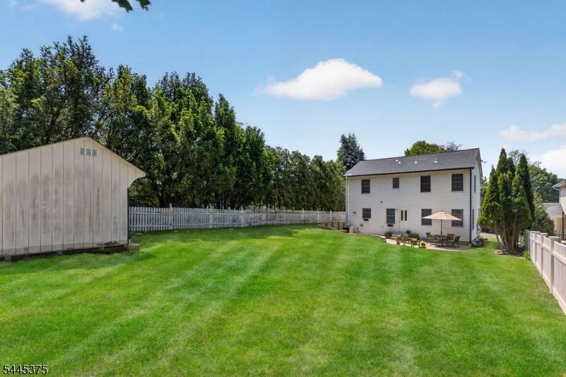 5 Elmer Ave, Bernardsville Boro, NJ 07924