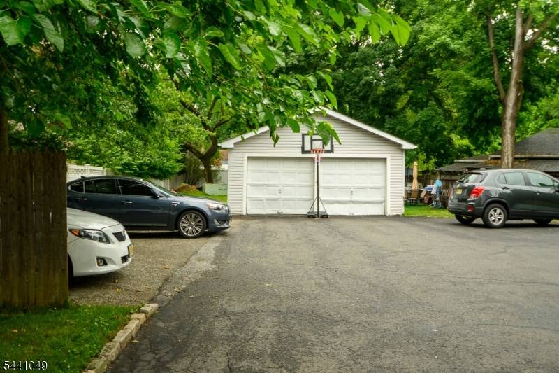 117 Central Ave, West Caldwell Twp., NJ 07006