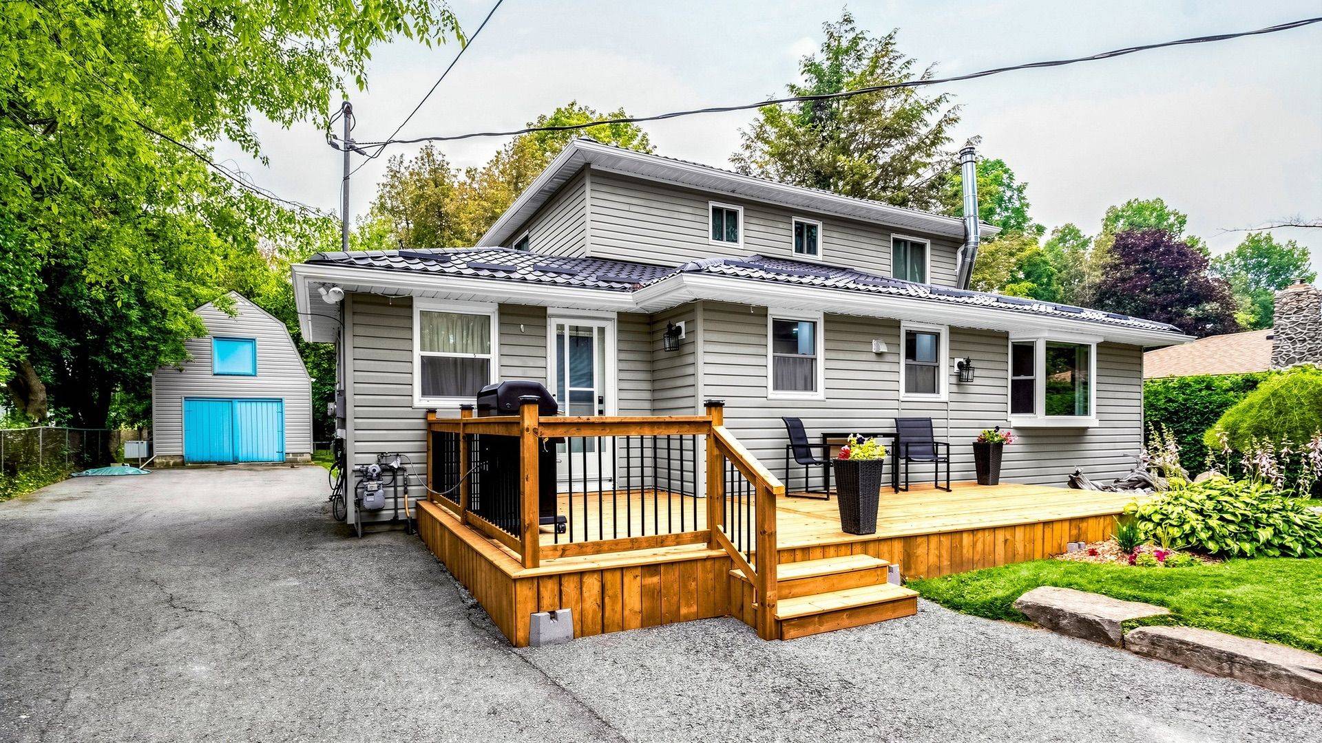 28 Florence DR, Georgina, ON L0E 1N0