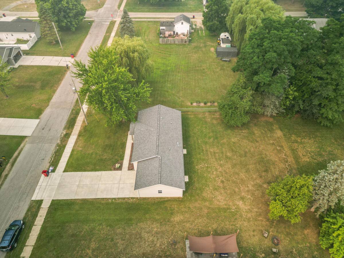 269 W Brooks ST, Newaygo City, MI 49337