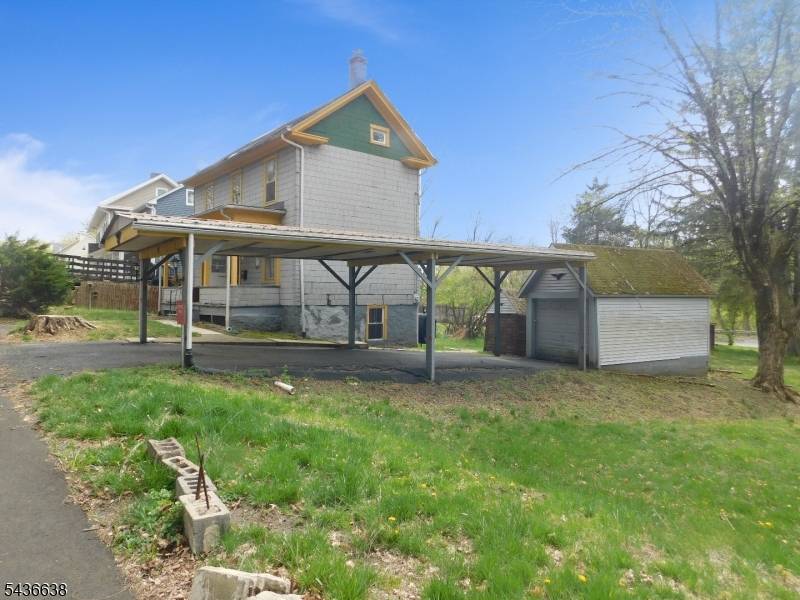 27 Central Ave, High Bridge Boro, NJ 08829