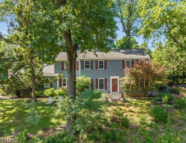 7 Farview Dr, Clinton Twp., NJ 08801