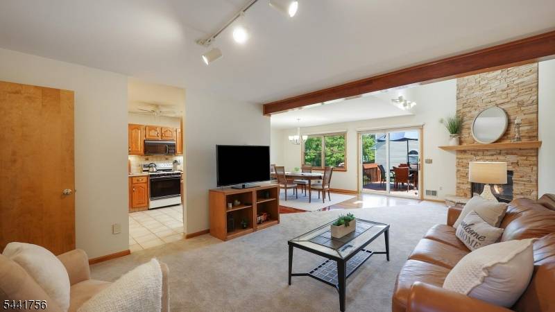 675 Raritan Rd #26, Clark Twp., NJ 07066