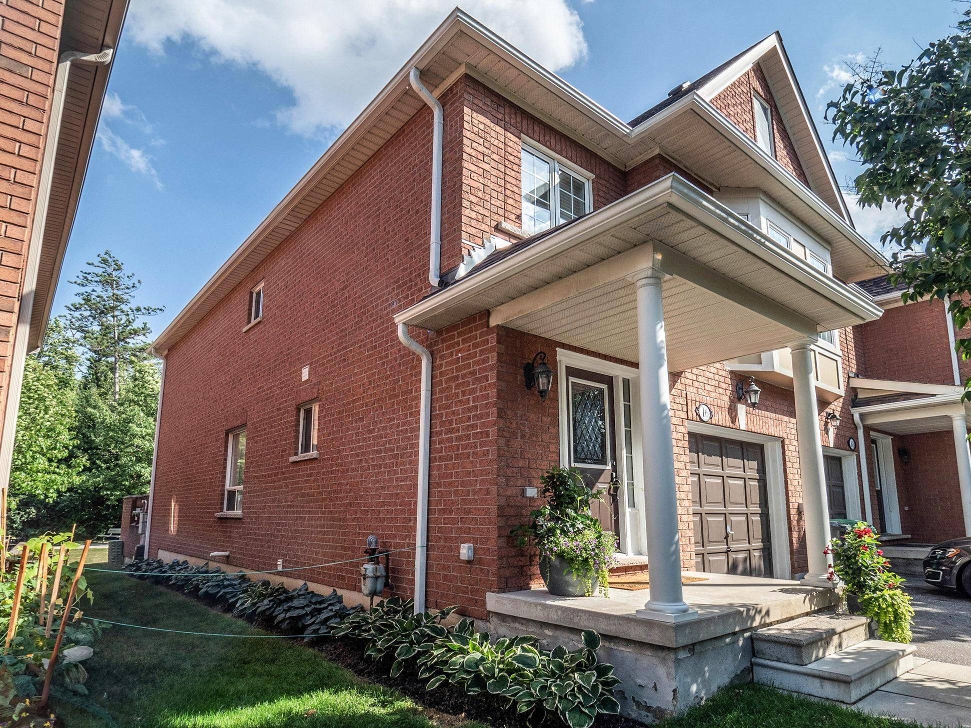 7360 Zinnia PL #16, Mississauga, ON L5W 2A1