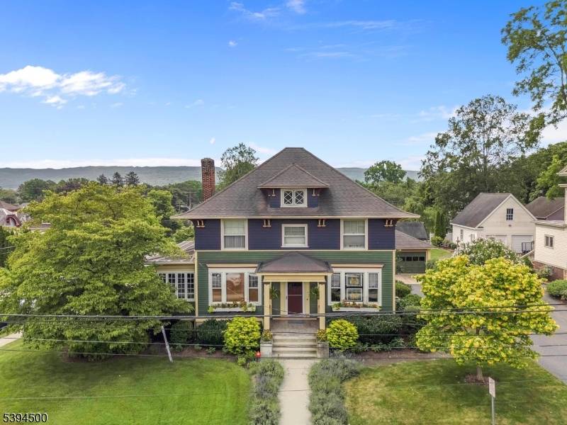 401 Church St, Hackettstown Town, NJ 07840