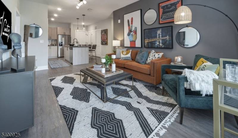 100 Union St #537, Elizabeth City, NJ 07202