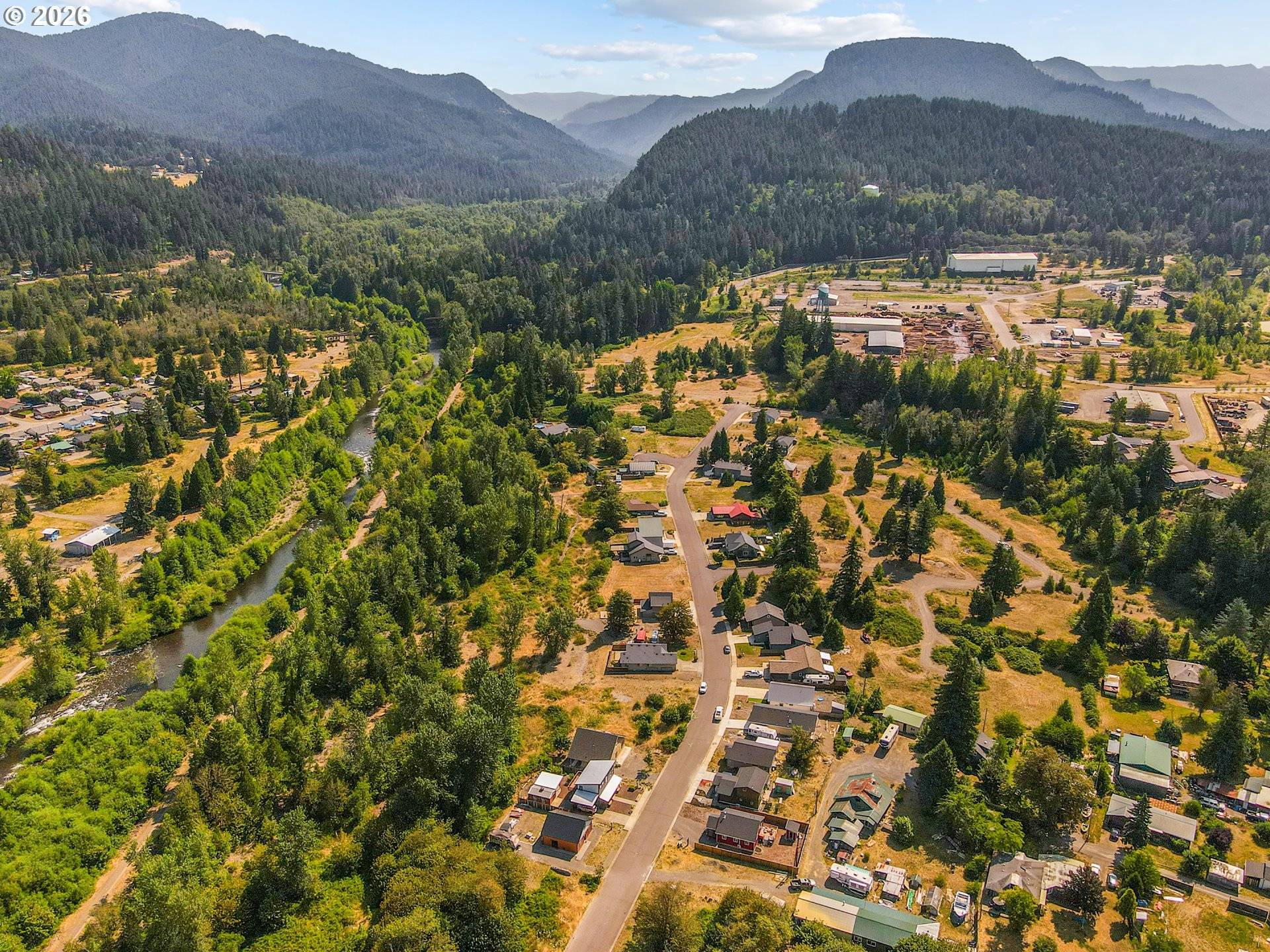 48393 ROARING RAPIDS WAY, Oakridge, OR 97463